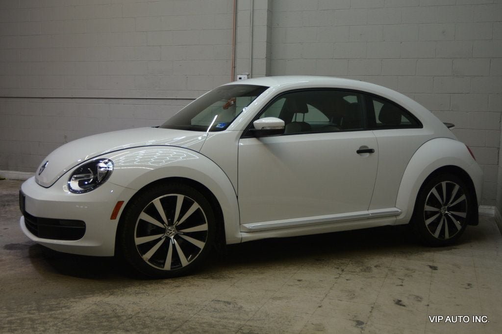 Used 2015 Volkswagen Beetle 1.8T Classic FWD image 28