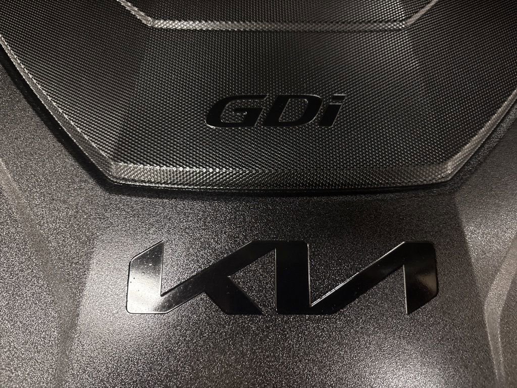 Used 2023 Kia Telluride LX image 42