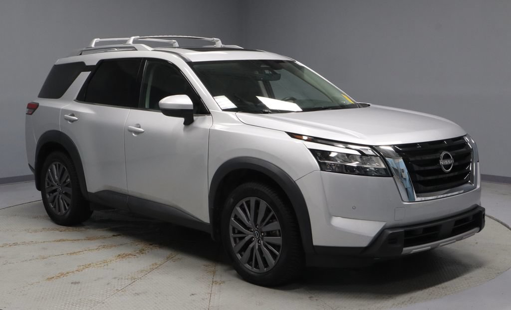 Certified 2023 Nissan Pathfinder SL w/ SL Premium Package