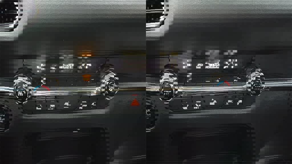 Used 2020 MAZDA CX-30 AWD w/ Premium Package image 20