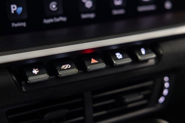 Used 2025 Porsche 911 Carrera GTS image 22