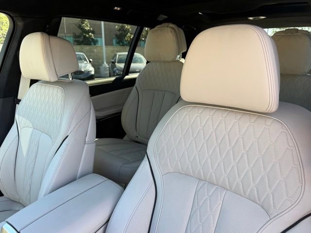 Used 2026 BMW X7 M60i image 22