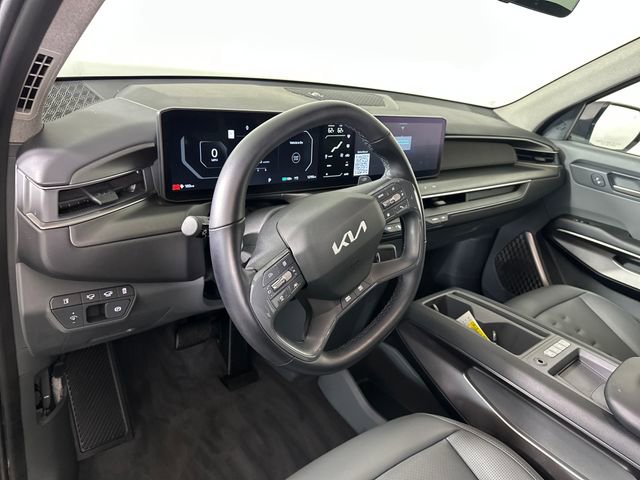 Used 2024 Kia EV9 Wind AWD/4WD image 13