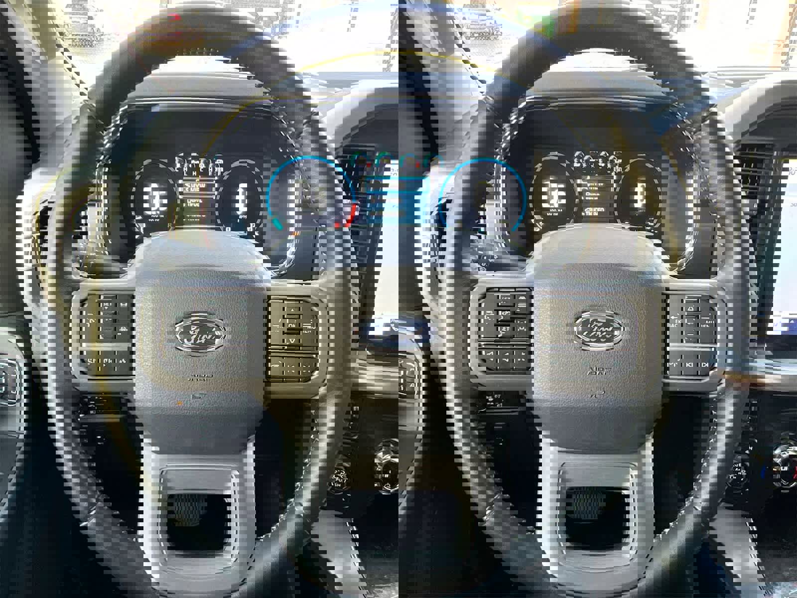 Used 2021 Ford F150 Lariat w/ Trailer Tow Package image 22