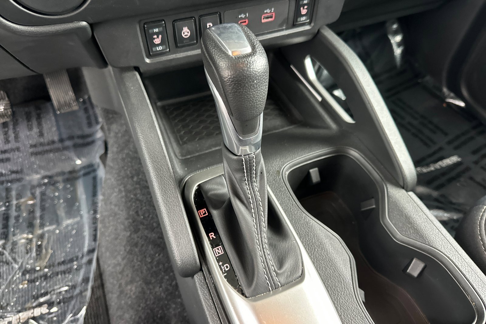 Used 2025 Nissan Frontier SV w/ SV Convenience Package image 22