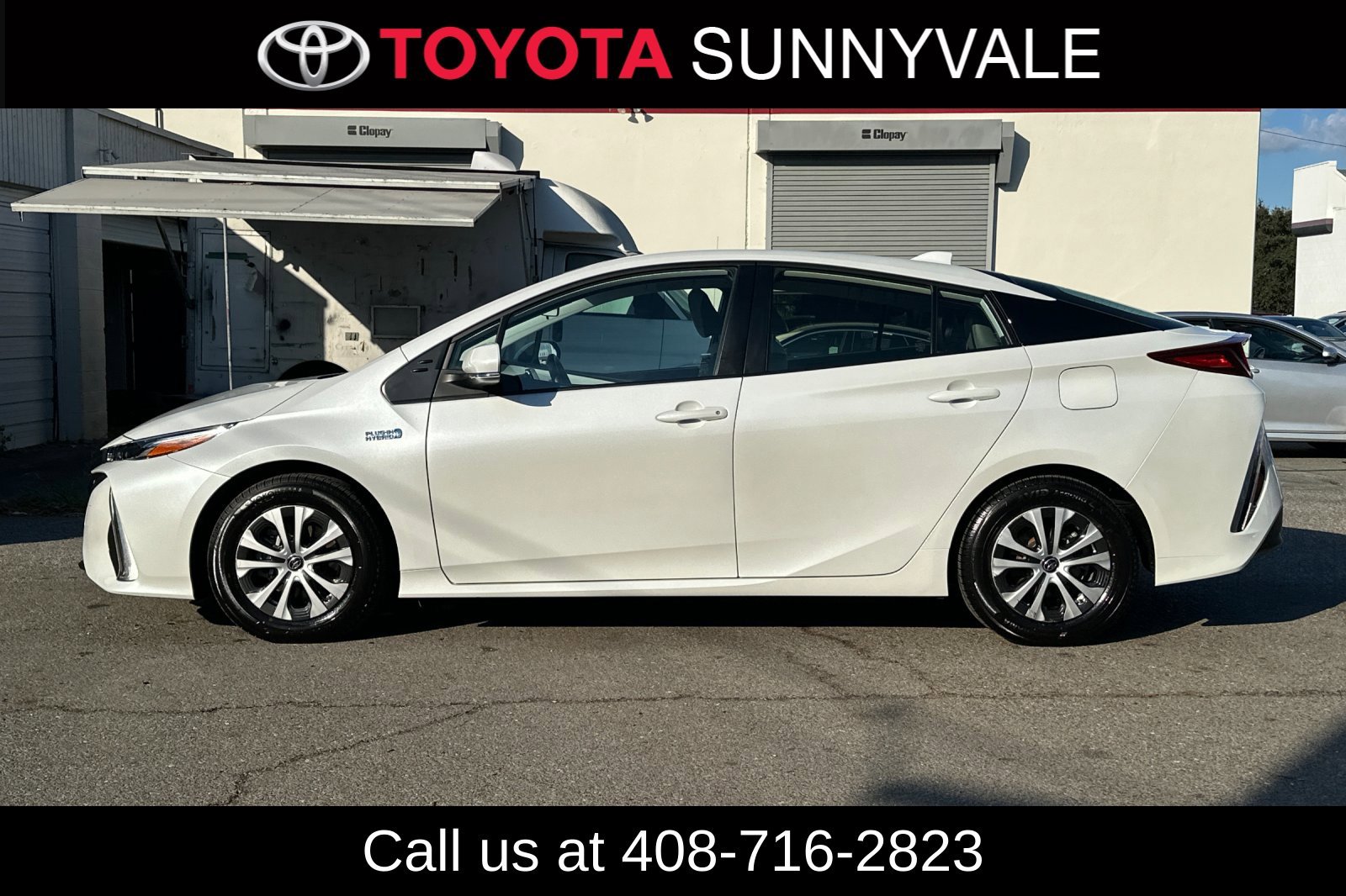 Used 2021 Toyota Prius Prime XLE FWD image 4