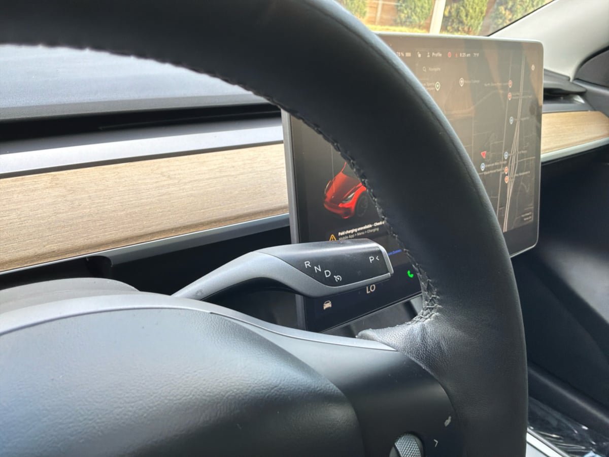 Used 2021 Tesla Model Y Long Range AWD/4WD image 17