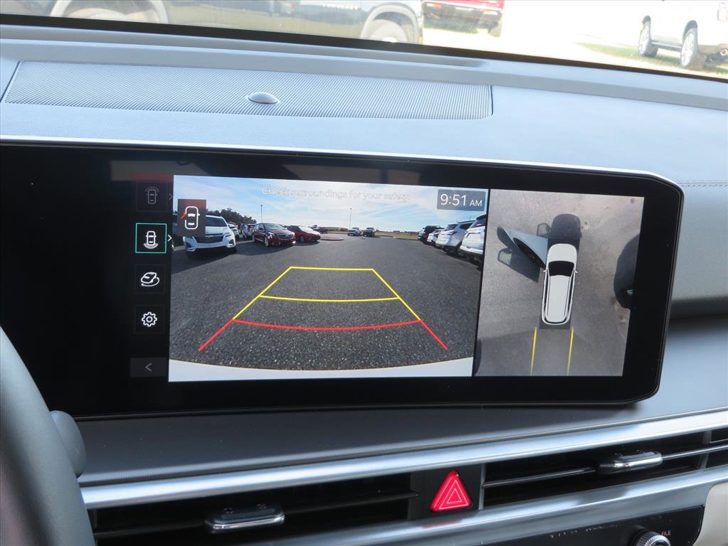 Used 2025 Kia Sorento SX image 23