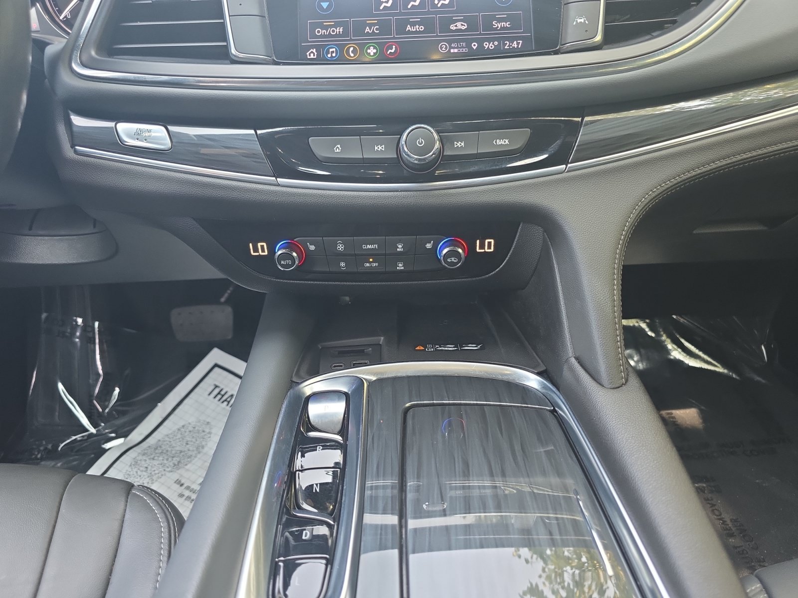 Used 2022 Buick Enclave Essence w/ Experience Buick Package AWD/4WD image 12