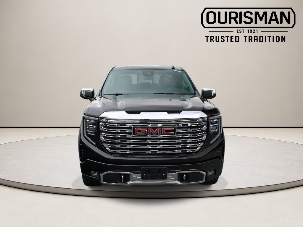Used 2023 GMC Sierra 1500 Denali w/ Technology Package AWD/4WD image 2