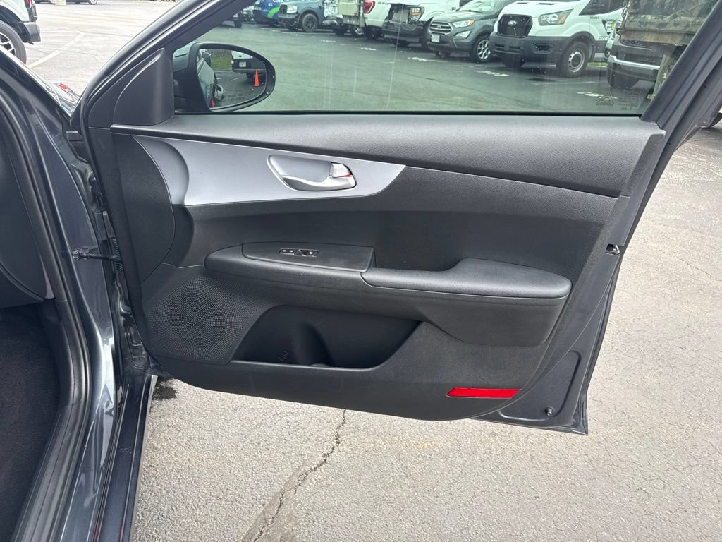 Used 2023 Kia Forte LXS FWD image 30