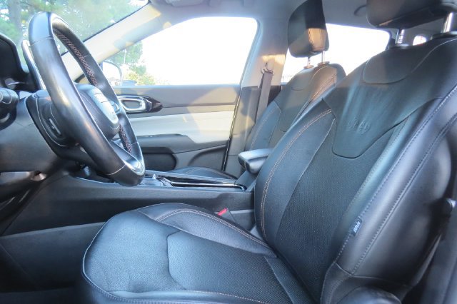 Used 2022 Jeep Compass Limited AWD/4WD image 13