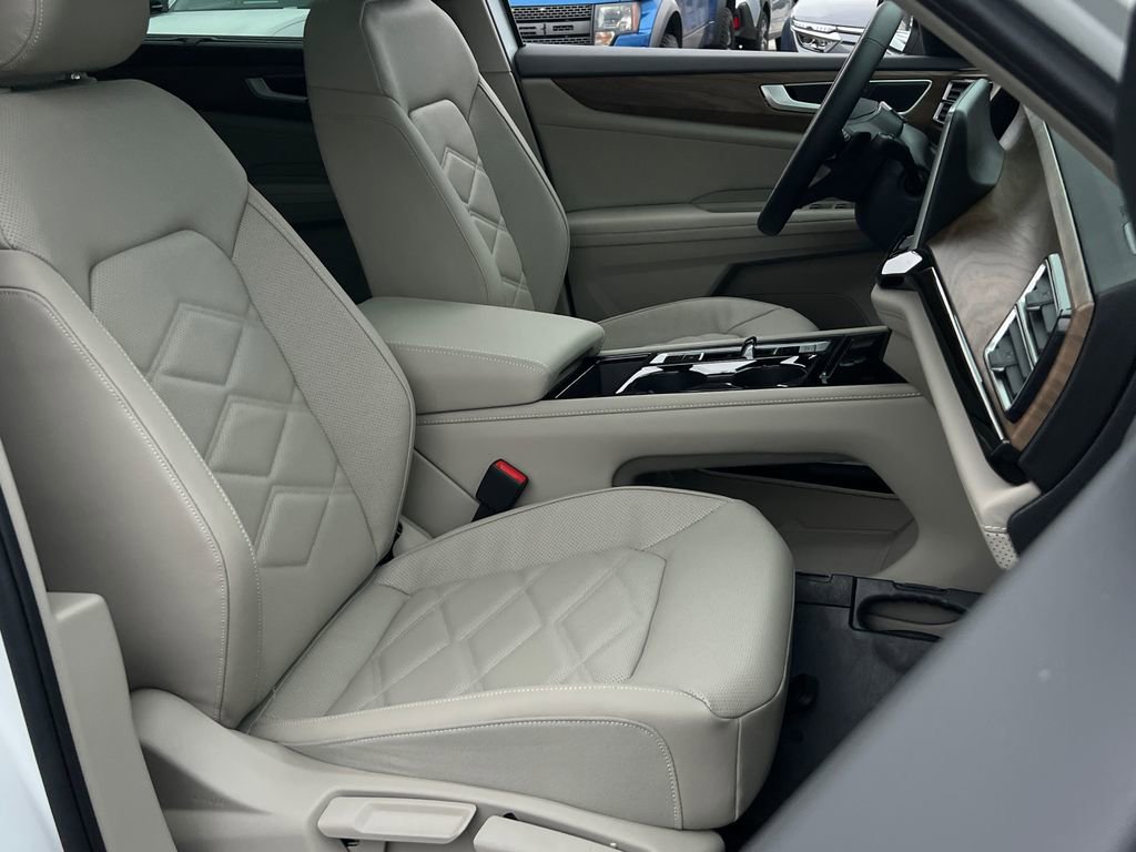 New 2026 Volkswagen Atlas SE image 10
