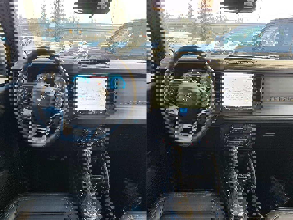 New 2025 Ford Bronco Badlands image 11