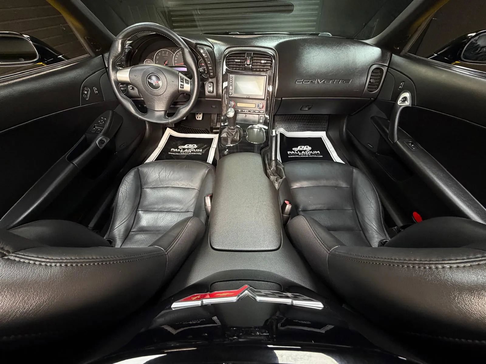 Used 2008 Chevrolet Corvette Convertible w/ Preferred Equipment Group RWD image 22