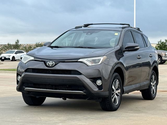 Used 2017 Toyota RAV4 XLE FWD image 3