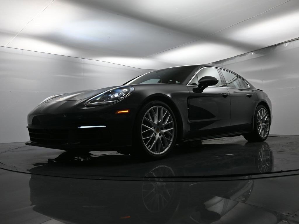Used 2018 Porsche Panamera 4S image 43
