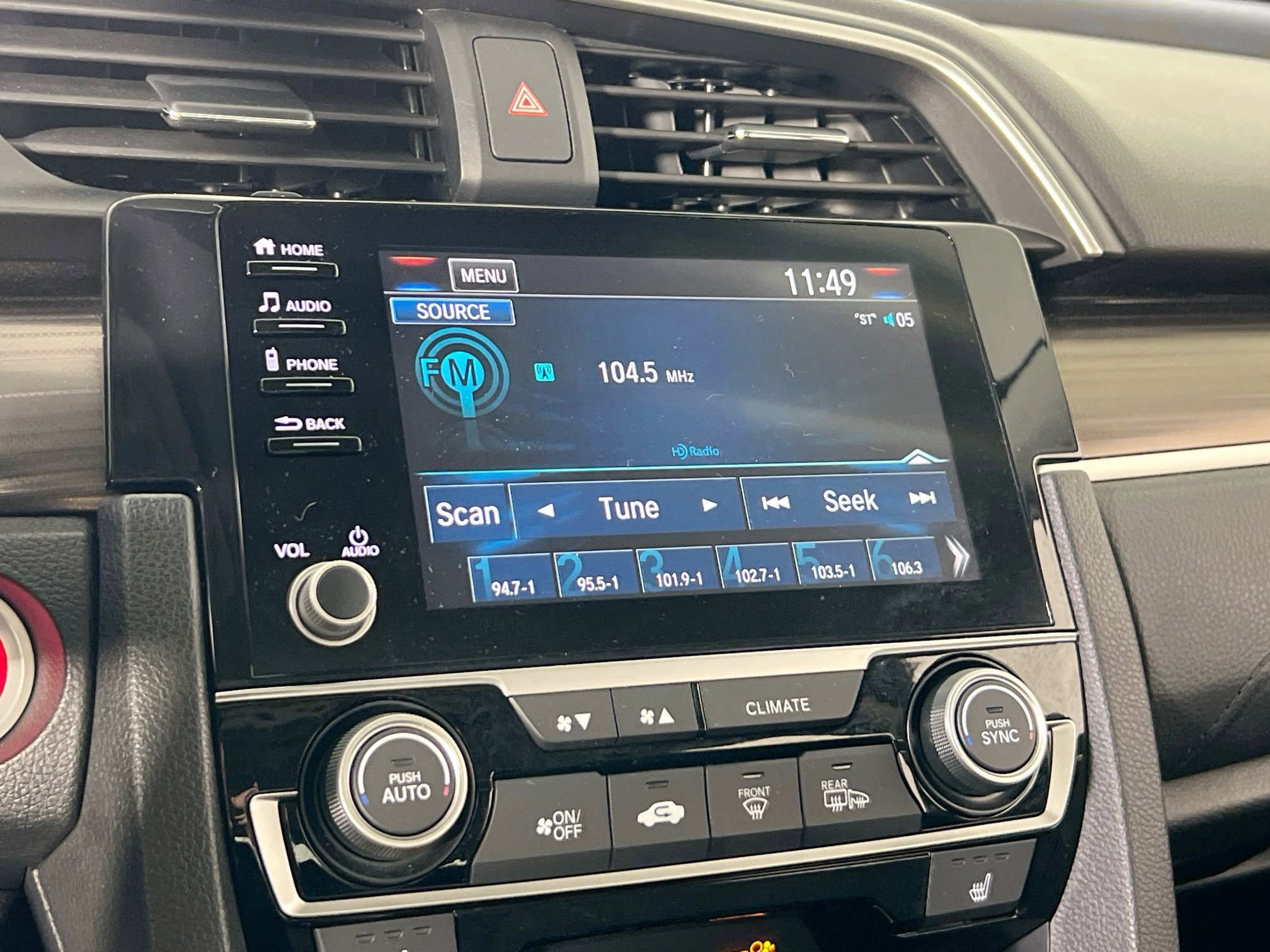 Used 2019 Honda Civic EX-L image 14