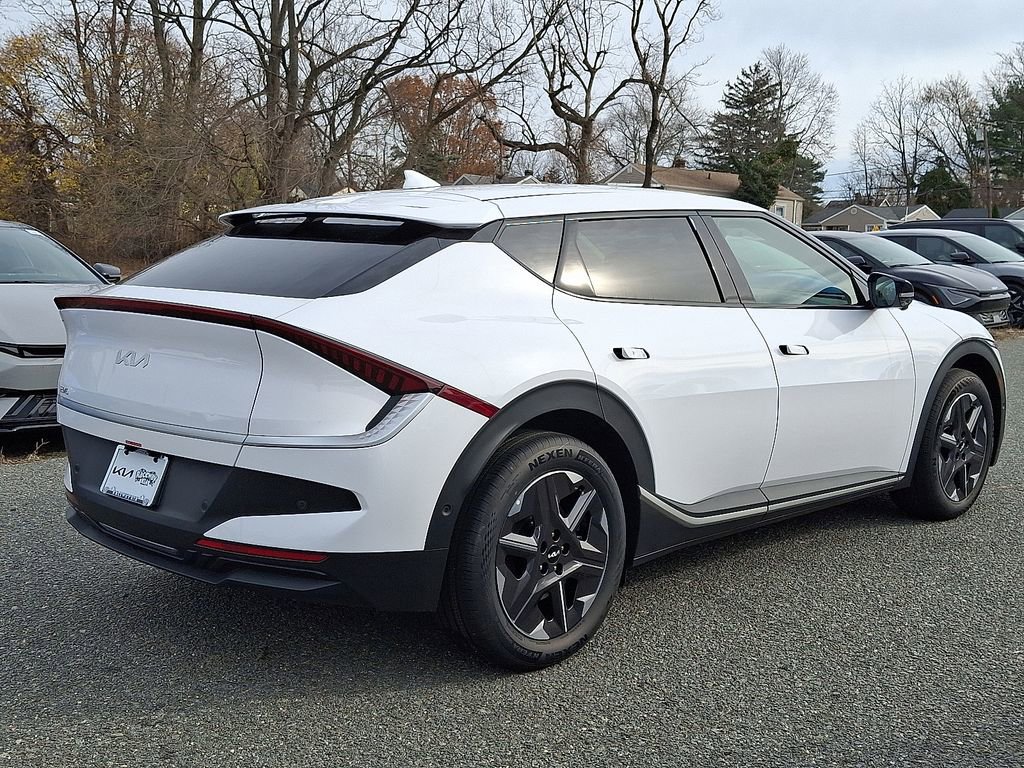 New 2025 Kia EV6 Light w/ Light LR Technology Package AWD/4WD image 4