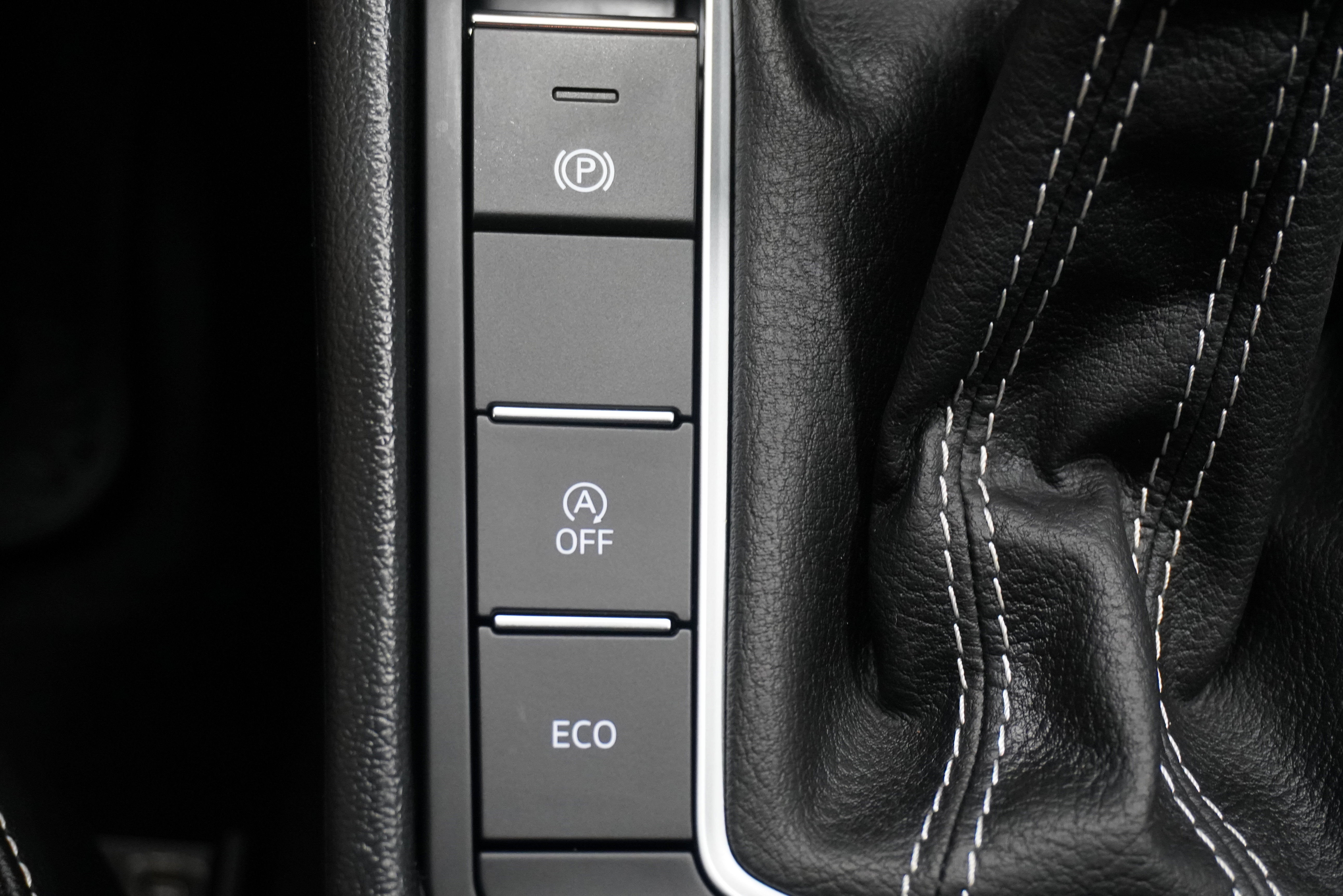 Used 2024 Volkswagen Jetta SE image 19