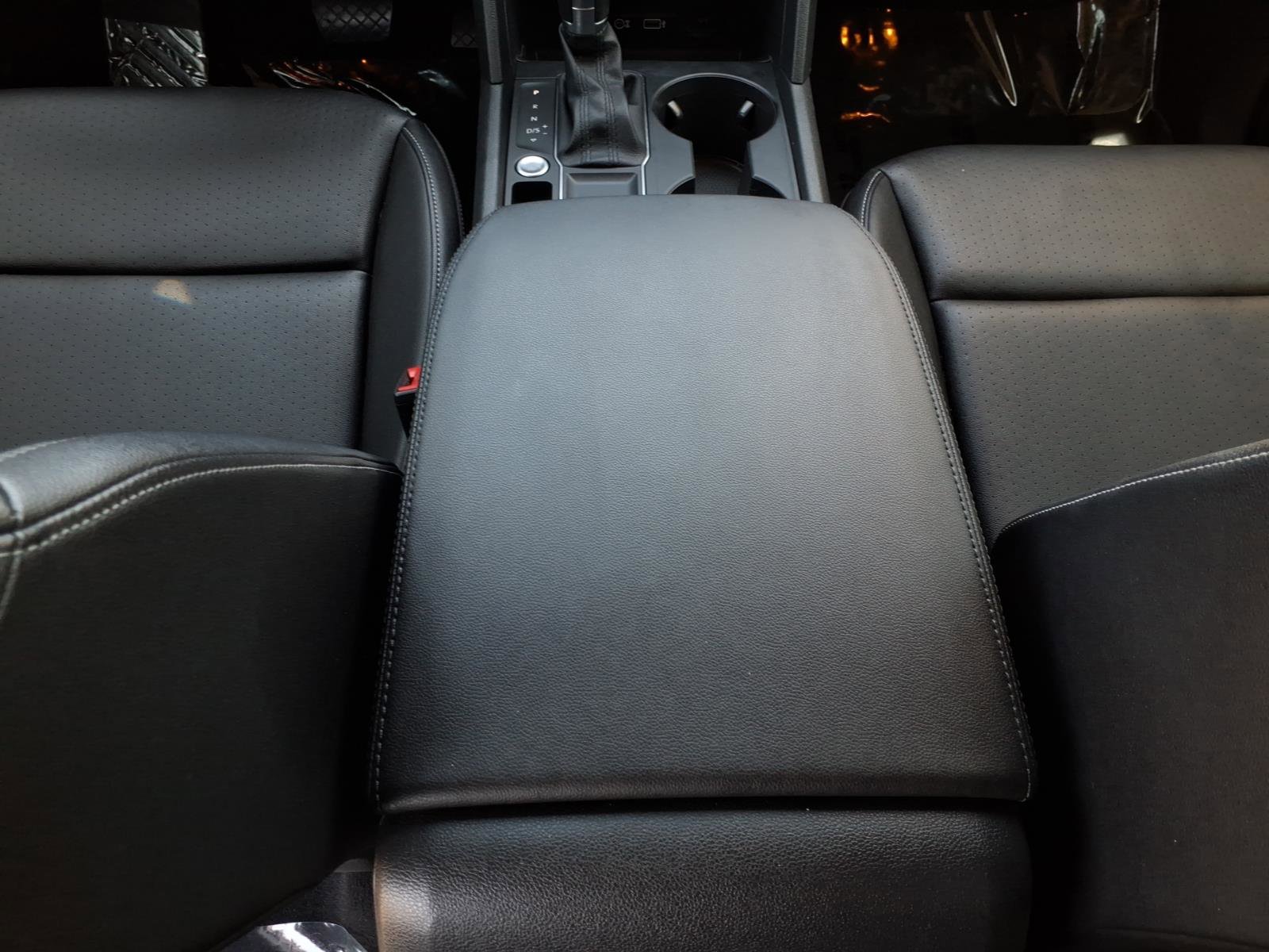 Used 2019 Volkswagen Atlas SE FWD image 27
