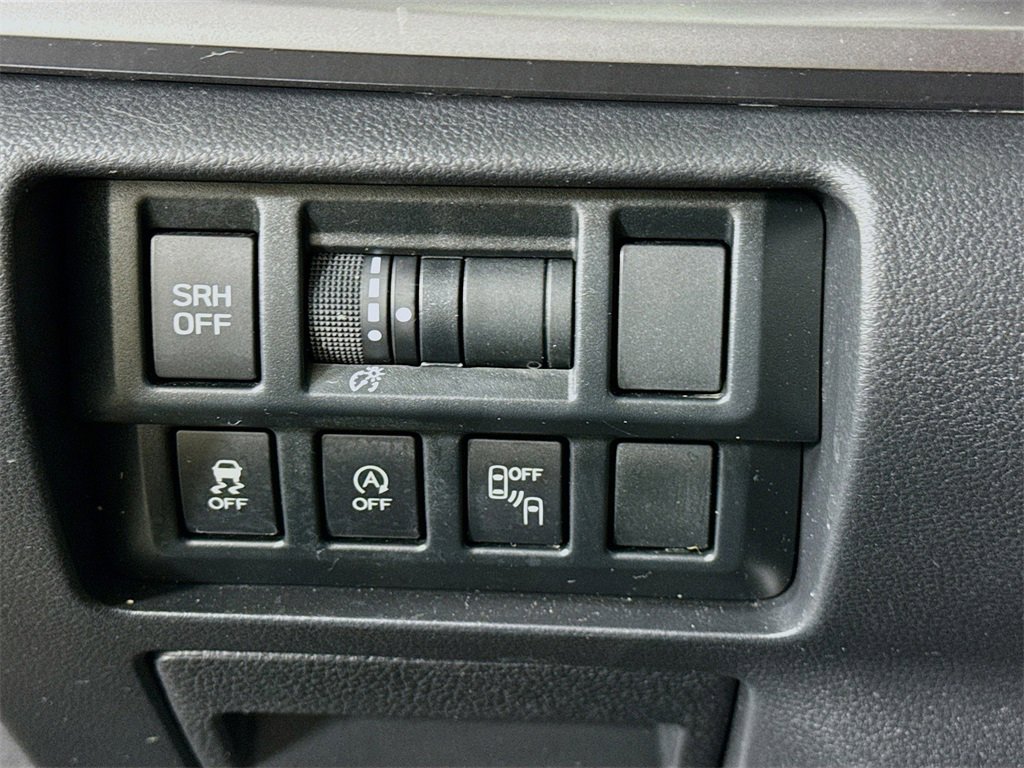 Certified 2021 Subaru Crosstrek 2.5i Limited w/ Moonroof Package 2 image 22