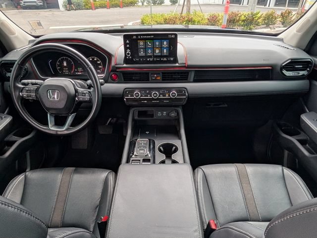Used 2025 Honda Pilot EX-L image 14
