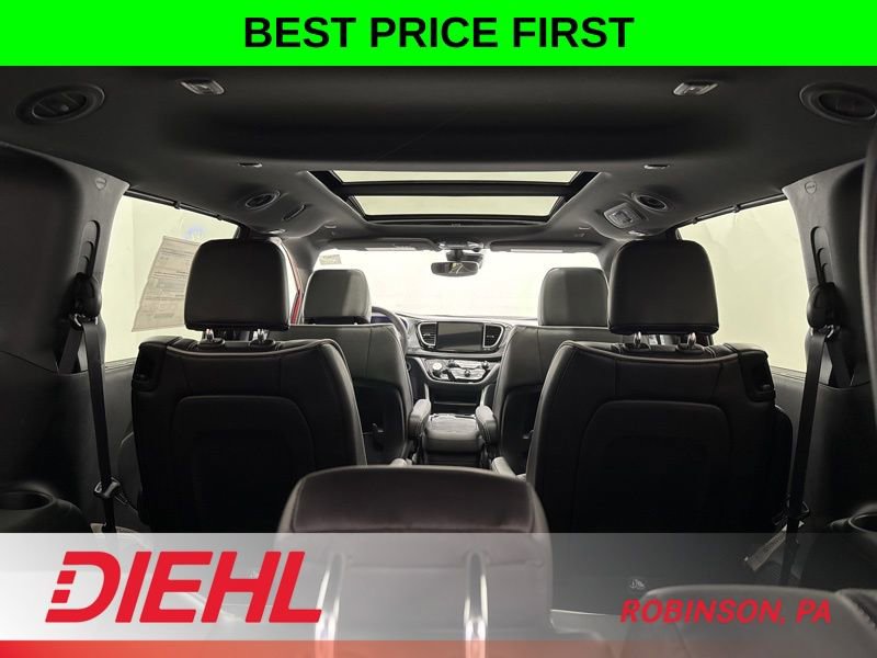 New 2026 Chrysler Pacifica Limited AWD/4WD image 10