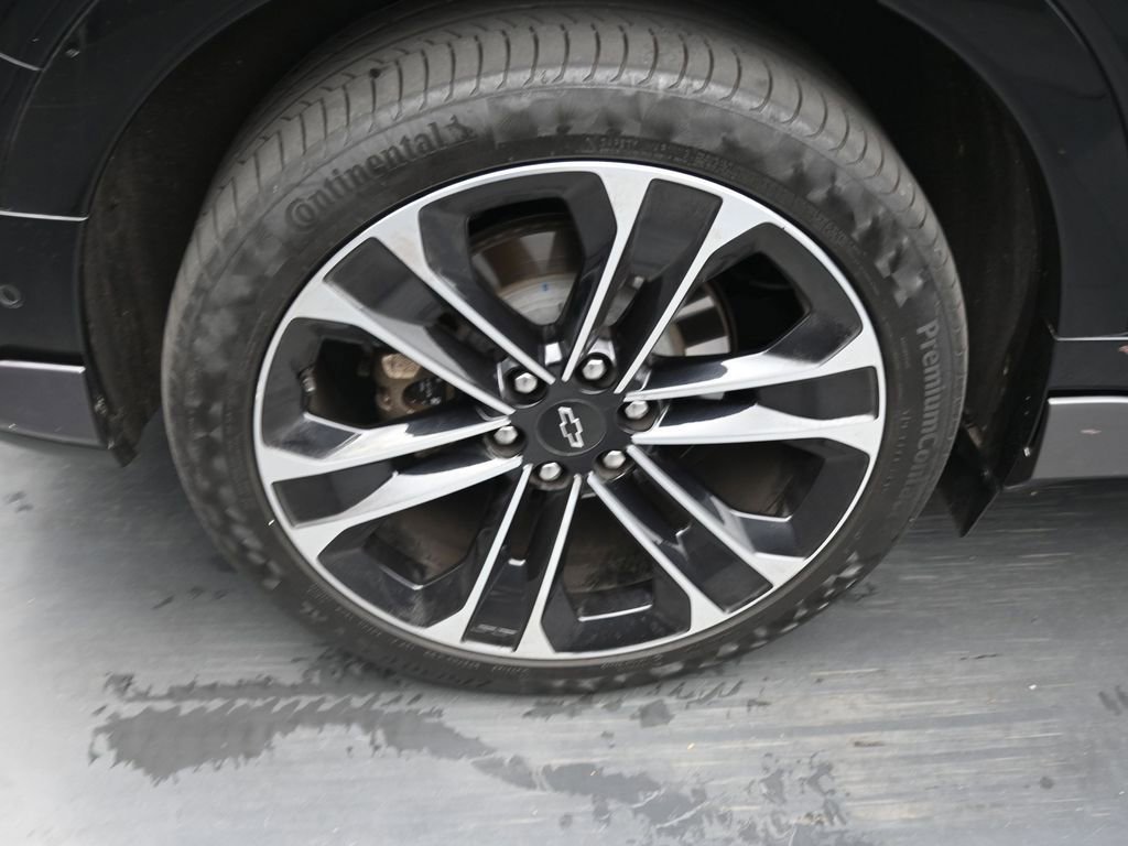 Used 2025 Chevrolet Blazer EV SS w/ Performance Package image 13