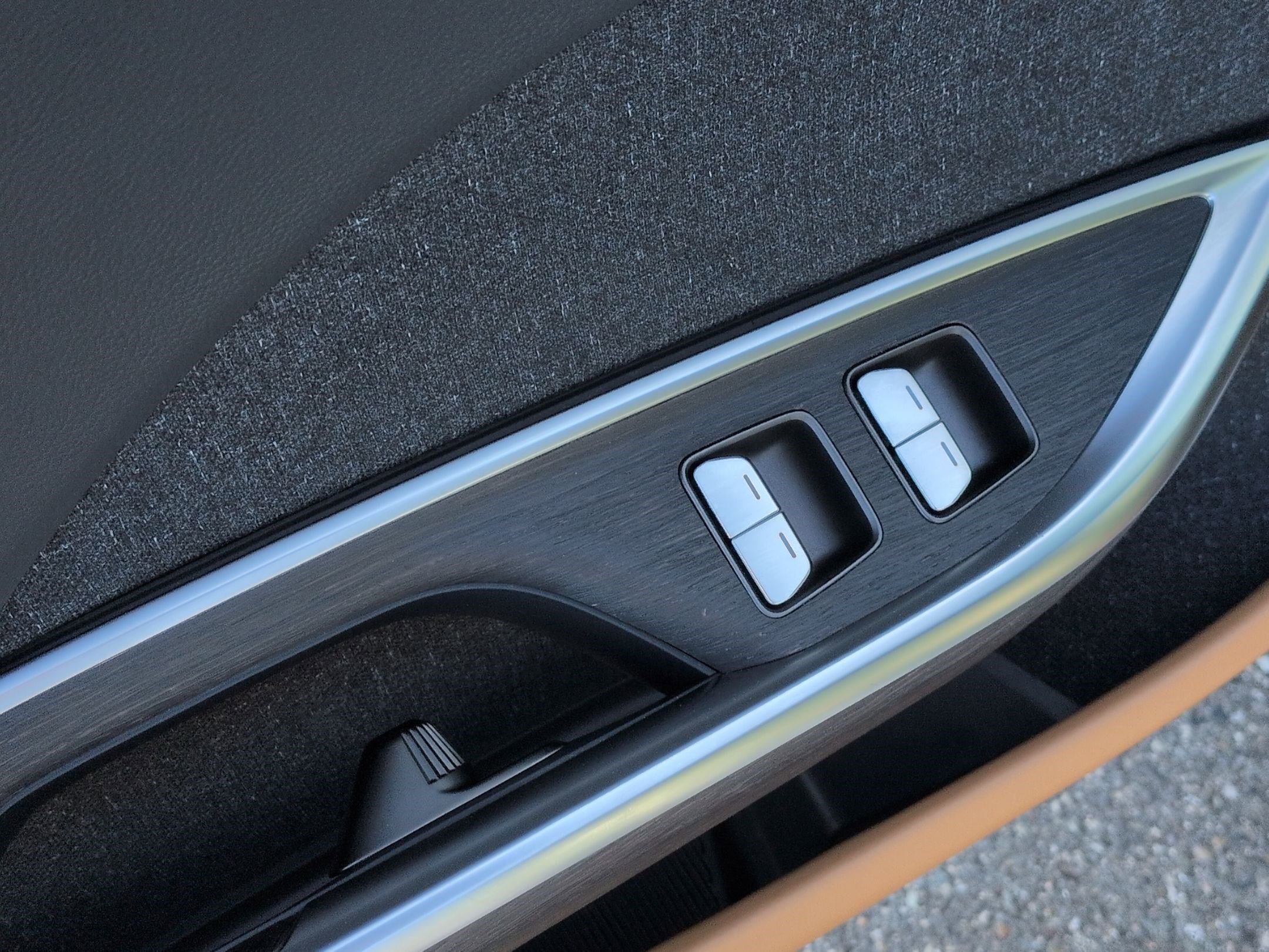 Used 2024 Lucid Air Touring image 15