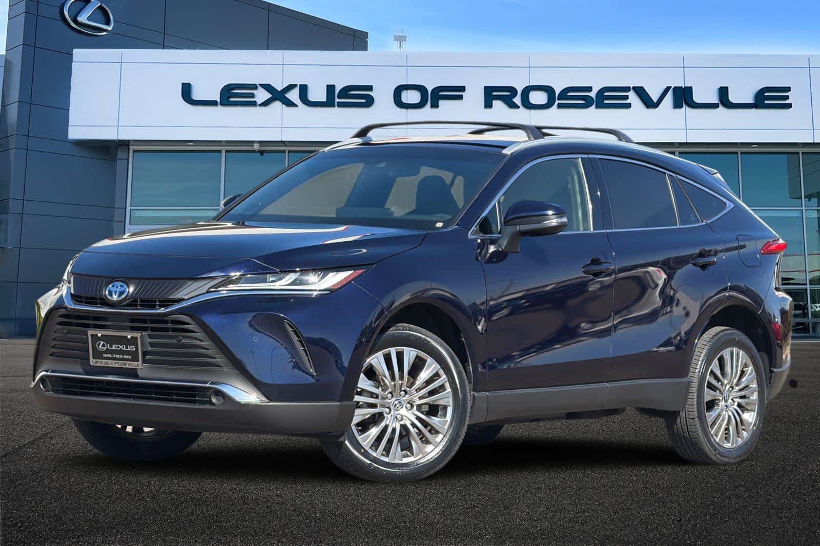 Used 2022 Toyota Venza XLE AWD/4WD video 1