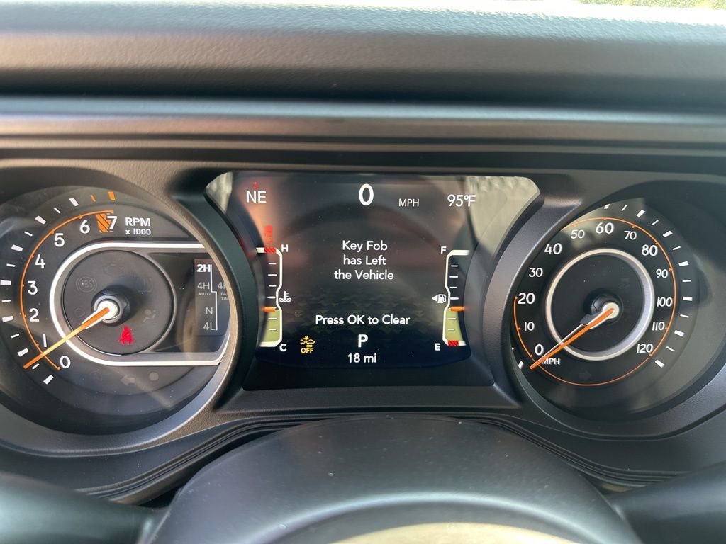 New 2025 Jeep Gladiator Rubicon image 23