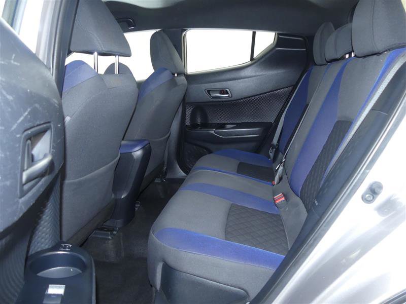 Used 2020 Toyota C-HR XLE image 20