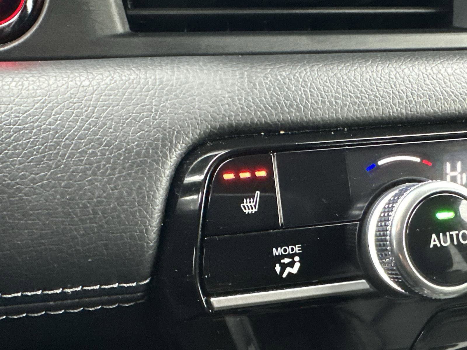 Certified 2025 Honda Pilot Touring image 25