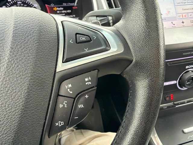 Used 2016 Ford Edge Titanium w/ Equipment Group 301A AWD/4WD image 51