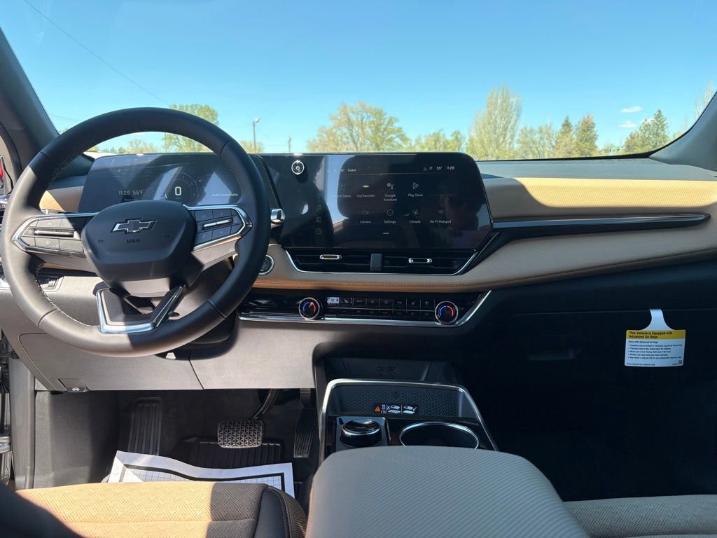New 2026 Chevrolet Equinox ACTIV AWD/4WD image 12