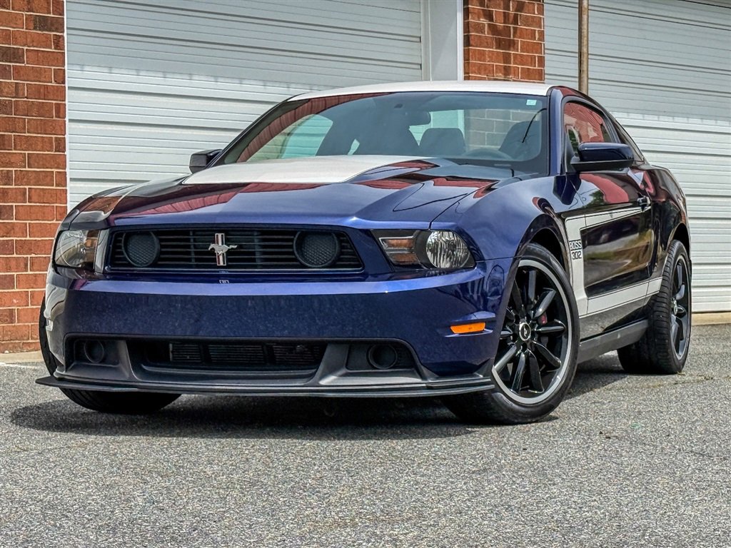 Used 2012 Ford Mustang Boss 302 w/ Boss 302 Accessory Pkg RWD image 7