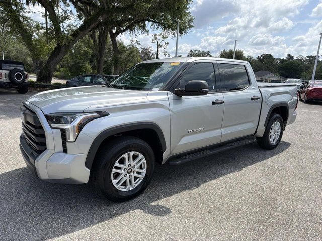 Used 2022 Toyota Tundra SR5 w/ Convenience Package RWD image 5