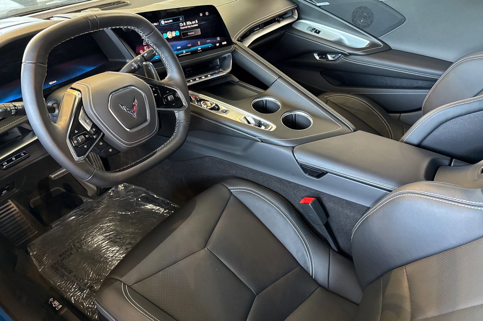 Used 2023 Chevrolet Corvette Stingray Premium Cpe w/ Z51 Performance Package RWD image 11