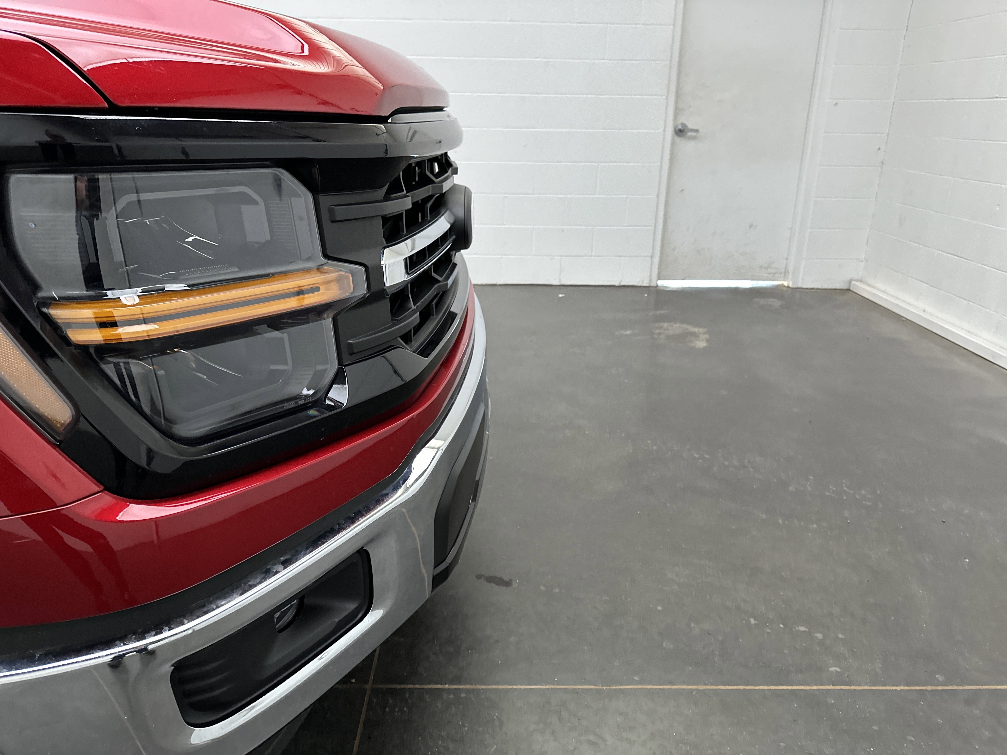 Used 2025 Ford F150 XLT w/ Equipment Group 301A Standard image 2