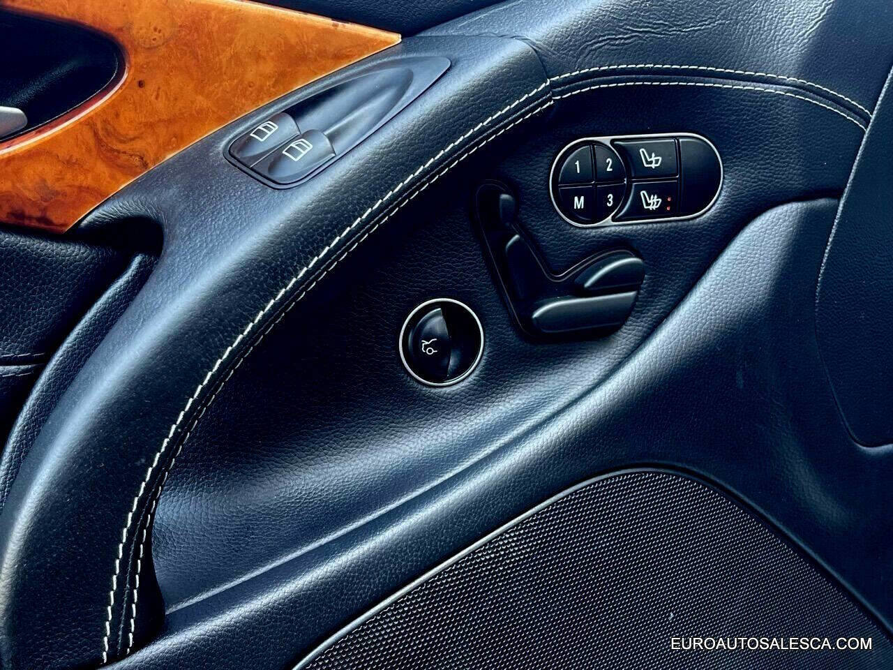 Used 2011 Mercedes-Benz SL 550 image 67