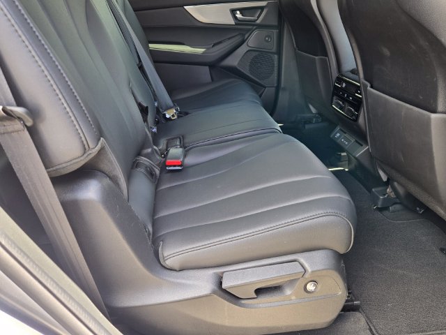 Certified 2025 Acura MDX SH-AWD image 15