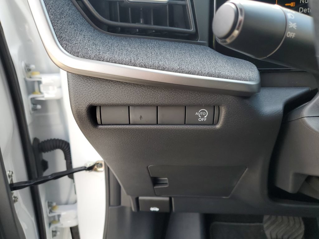 New 2026 Nissan Kicks S FWD image 23