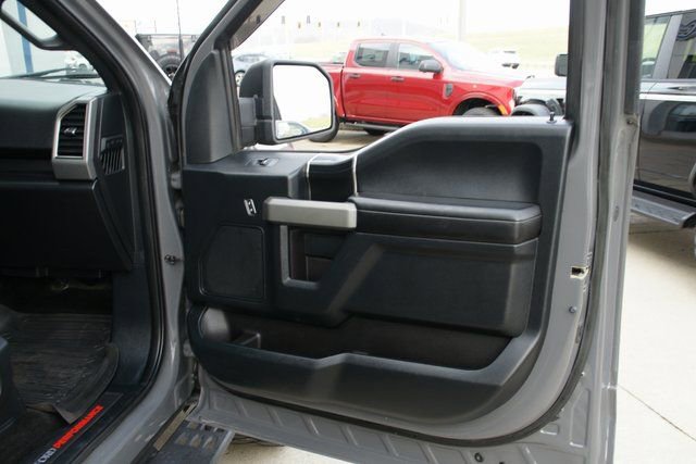 Used 2018 Ford F150 Raptor w/ Equipment Group 801A Mid image 35