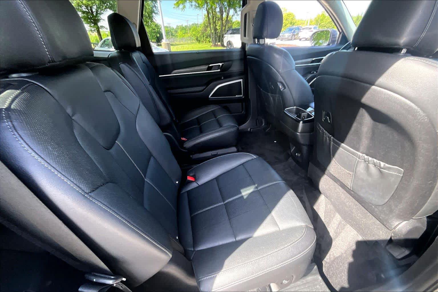 Used 2021 Kia Telluride EX w/ EX Premium Package AWD/4WD image 36