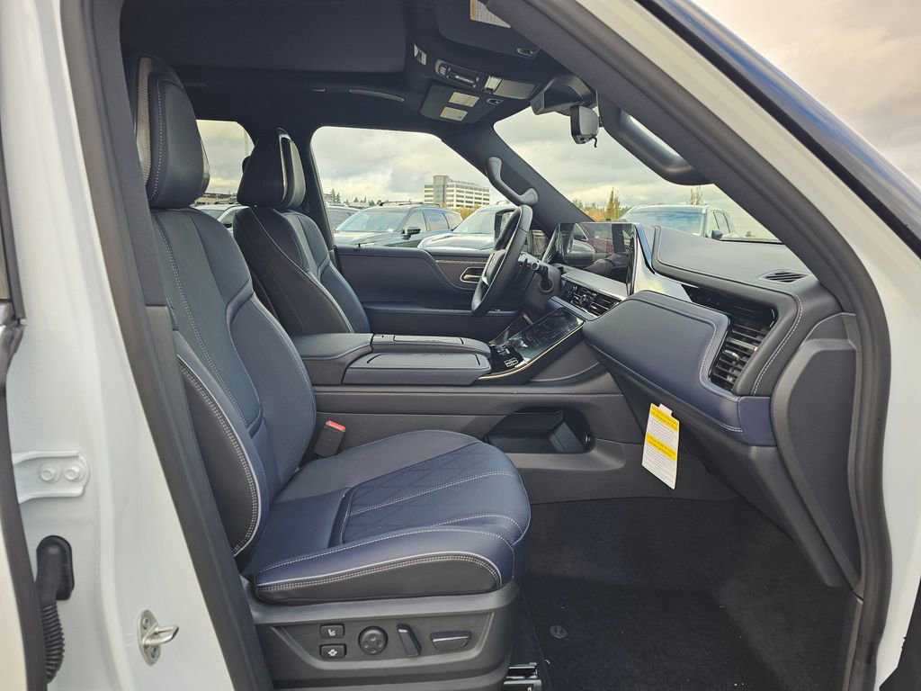 New 2026 INFINITI QX80 4WD image 11