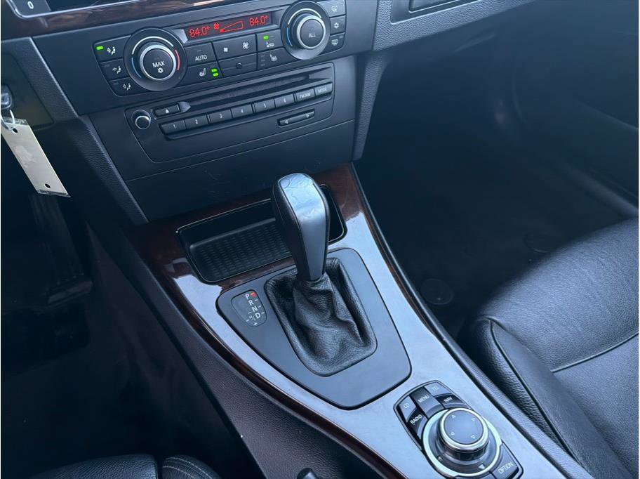 Used 2011 BMW 328i Sedan image 18