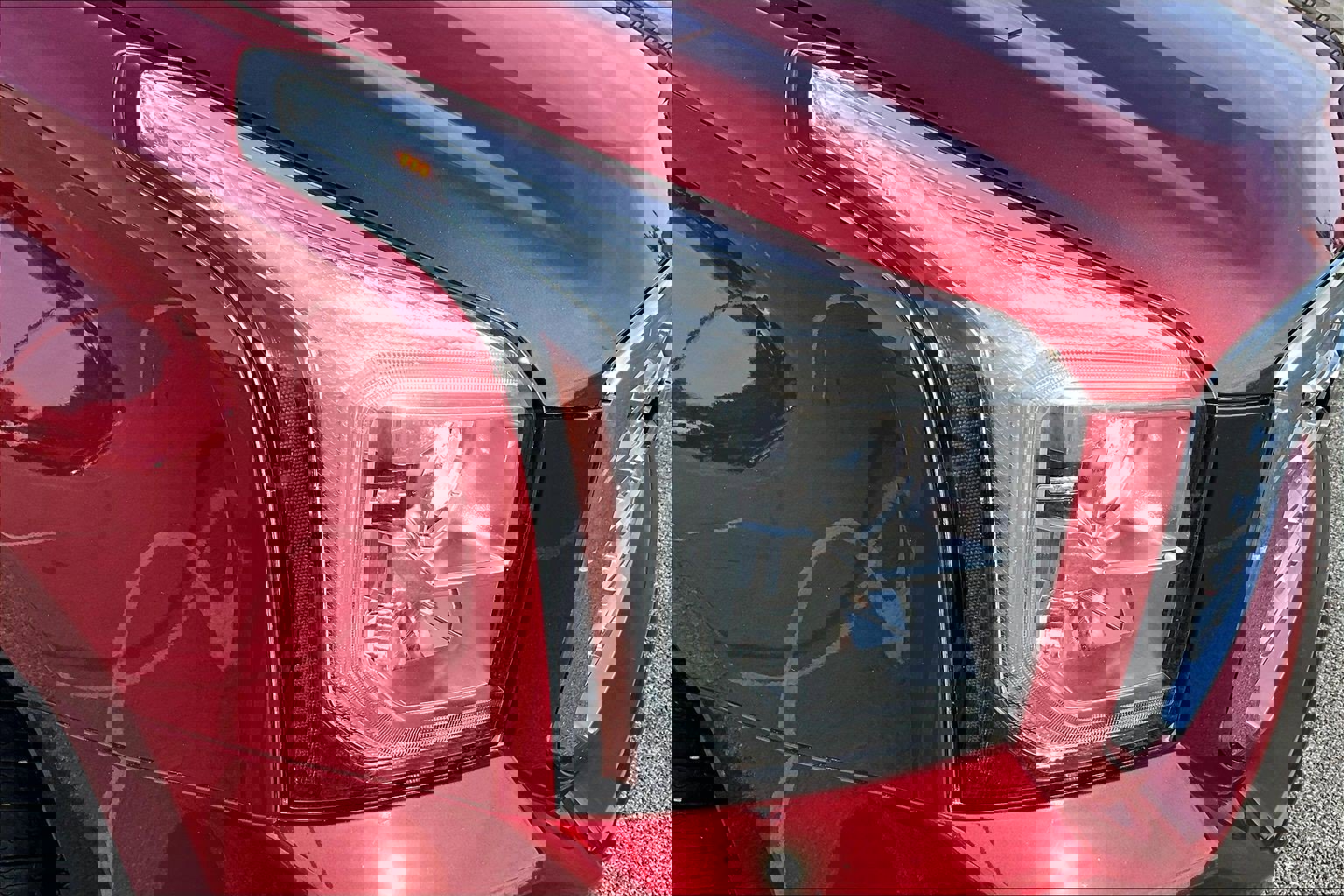 Used 2020 GMC Yukon Denali w/ Denali Premium Package image 35