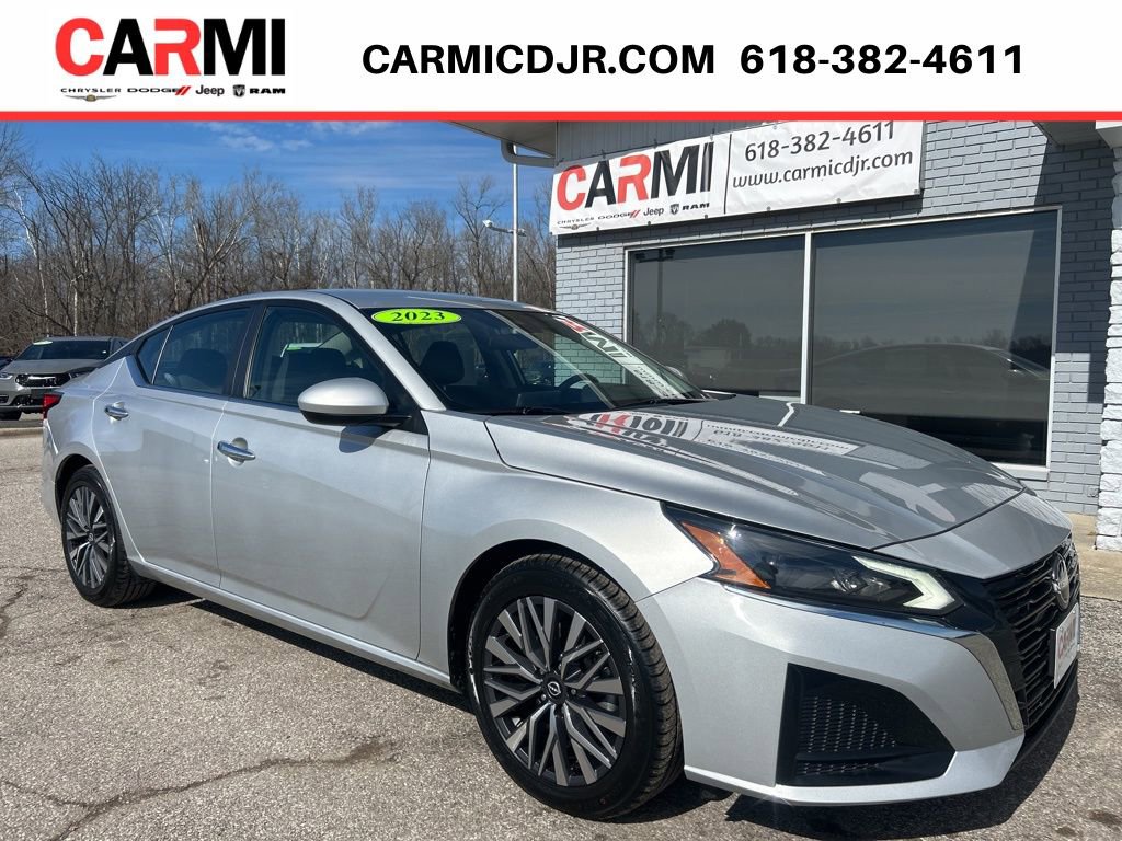 Used 2023 Nissan Altima 2.5 SV