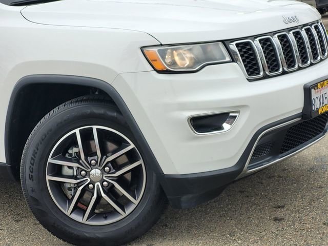 Used 2018 Jeep Grand Cherokee Limited w/ Trailer Tow Group IV image 9